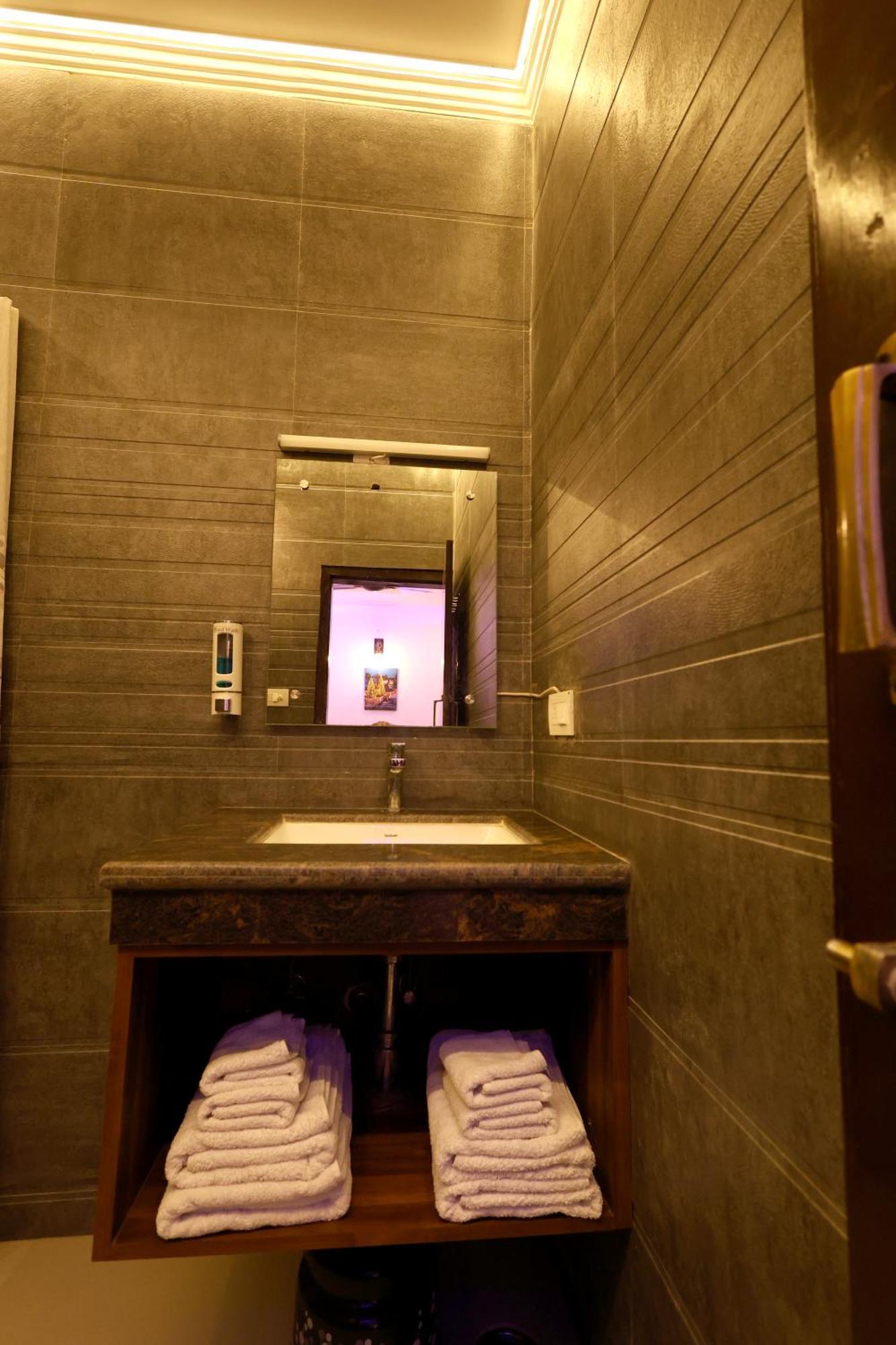Shivalayaa - The Divine Abode Apartment Agra  Exterior photo